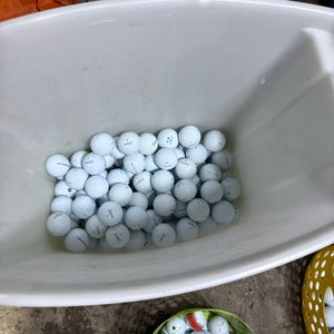 Titleist Pro V1 Balls 12 Pack (1 Dozen) (Used)