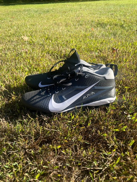 Men's Size M 10.5 (W 11.5) Nike ALPHA (New)