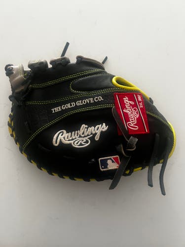 First Base RH Rawlings Heart of the Hide Baseball Glove 12" (Used)