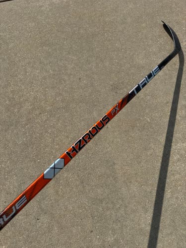 True Hzrdus PX Hockey Stick | Junior RH P28 | (Used)