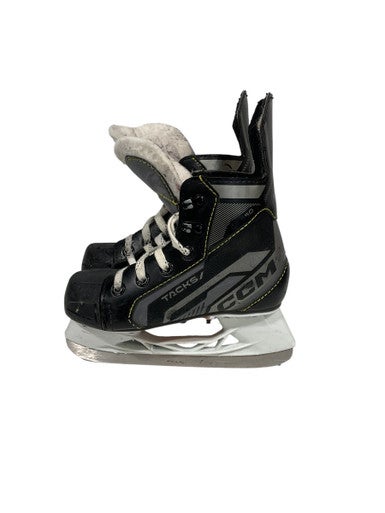 Used CCM TACKS AS 550 Youth Hockey Skate Youth 12.0 11847-S000029845