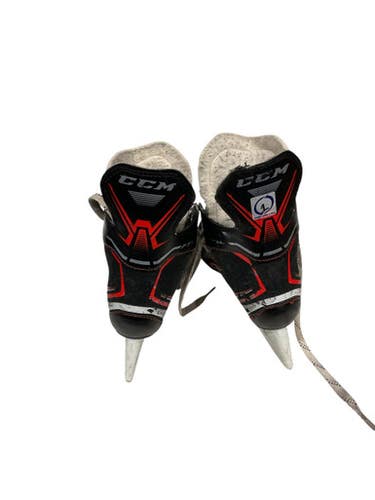 Used CCM FT340 Junior Hockey Skate Junior 01 11847-S000029838