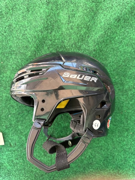 Black Small Bauer Re-Akt 85 Helmet (Used)