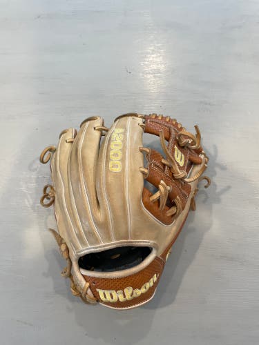 Wilson A2000 RH Baseball Glove 11.5" (Used)