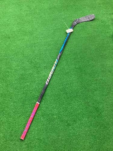 Intermediate Bauer Nexus Sync Hockey Stick Right Handed P28 (Used)