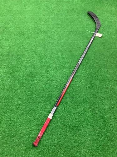 Senior Bauer Vapor Team Hockey Stick Right Handed P28 (Used)