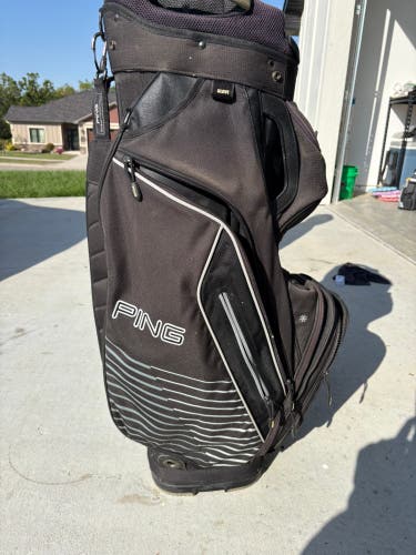 Men's Ping Bag (Used)