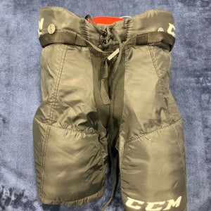 Black Youth Large CCM QLT 230 Hockey Pants (Used)