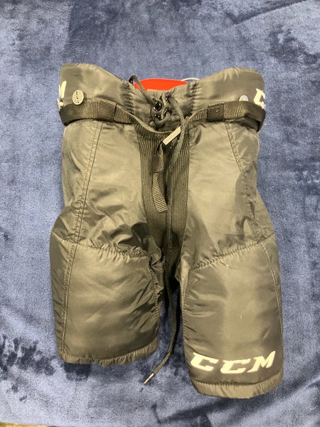 Black Youth Large CCM QLT 230 Hockey Pants (Used)