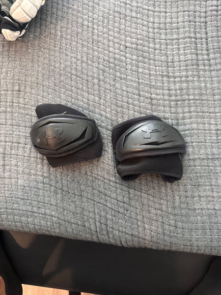 Large Adult Under Armour VFT Arm Pads (Used)
