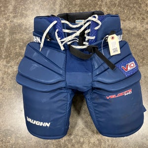 Senior Medium Vaughn Velocity V10 Pro Carbon Hockey Goalie Pants (Used)