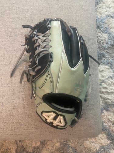 2022 44 Pro Crown Tip LH Pitcher's Baseball Glove 11.5" (Used)