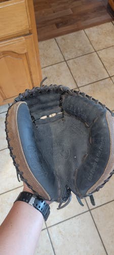 Rawlings RH Catcher's Premium Series Baseball Glove 32.5" (Used)