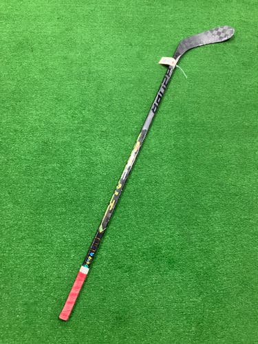 Junior Bauer Ag5nt Hockey Stick Left Hand P28 (Used)