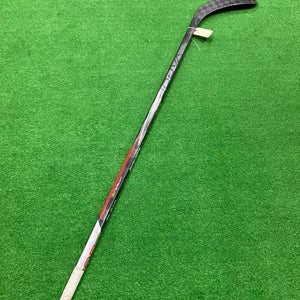 Junior Bauer Vapor Hyperlite Hockey Stick Left Hand P28 (Used)