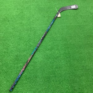 Junior Bauer Twitch Hockey Stick Right Handed P92 (Used)