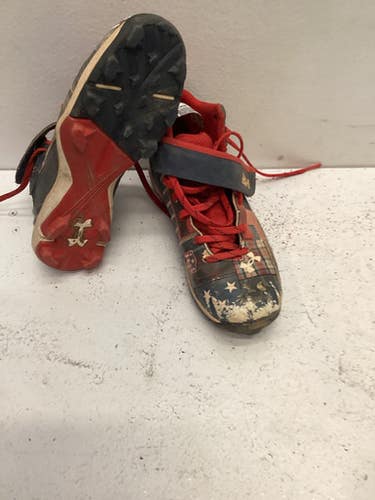 Used Under Armour BH BASEBALL CLEATS SZ 4 BB/SB Cleats Navy Blue Junior 04 11443-S000198360
