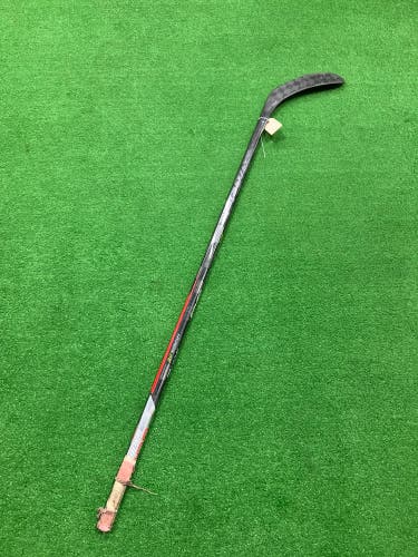 Junior Bauer Vapor Hyperlite Hockey Stick Left Hand P28 (Used)