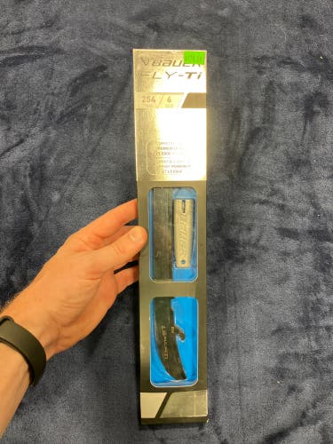 Bauer Fly-Ti Holders, Runners, & Replacement Steel Blades 254 mm (New)
