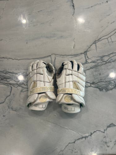 Maverik M4 Lacrosse Gloves Medium (Used)
