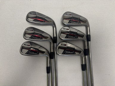 Titleist Used Right Handed Men's Stiff Flex Steel Shaft Iron Set