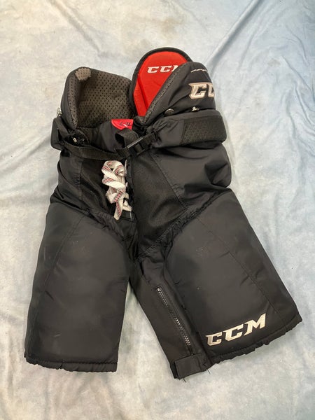 Black Junior Large CCM QLT 290 Hockey Pants (Used)