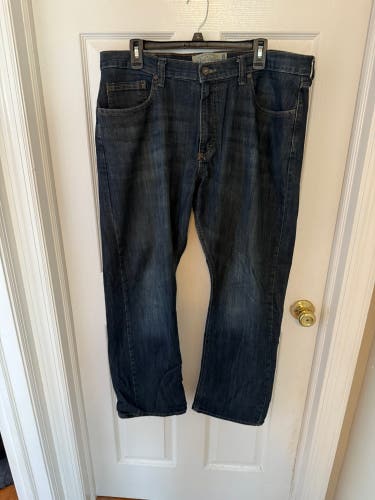 Size 36 Men's Pants (Used)
