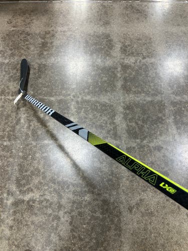 Senior Warrior Alpha LX2 Hockey Stick Right Handed W28 Pro Stock (Used)