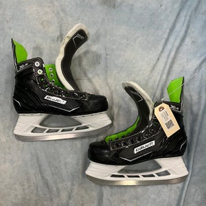Intermediate Bauer X-LS Hockey Skates Regular Width Size 5 (Used)