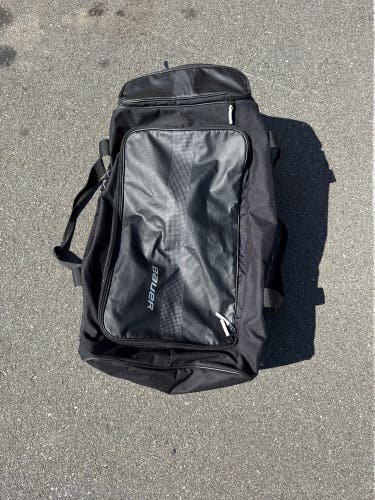 Bauer Duffle Bag (Used) | 32” x 18”x 16”