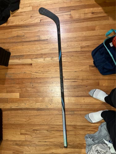 Intermediate Bauer Nexus Tracer Left Hand Hockey Stick P92 (New)