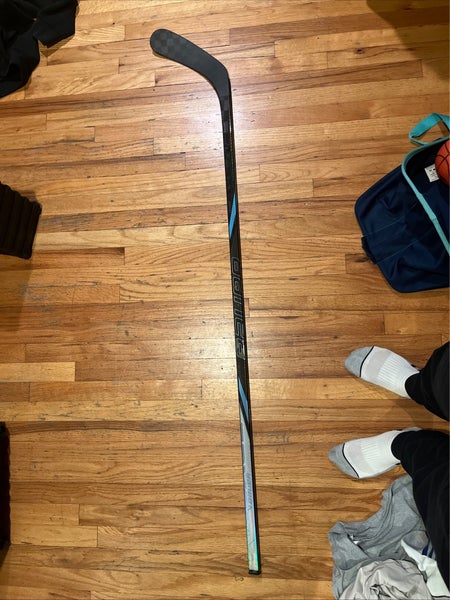 Intermediate Bauer Nexus Tracer Left Hand Hockey Stick P92 (New)