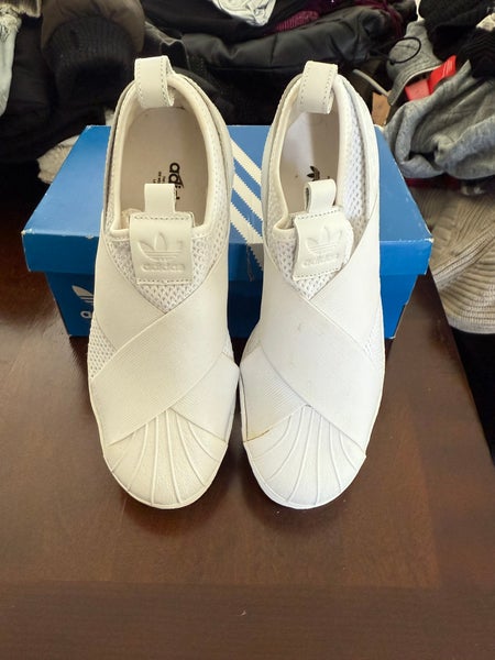 White Women's Size M 6.5 (W 7.5) Adult Adidas Superstar Shoes (New)