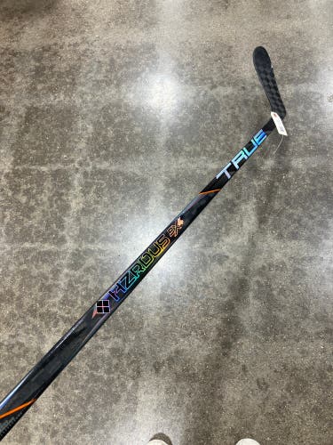 Senior True Hzrdus 9x4 Hockey Stick Left Hand T28 (Used)