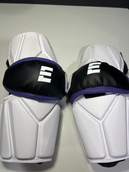 Medium Epoch Integra Elite Arm Guard Waterdogs (New)