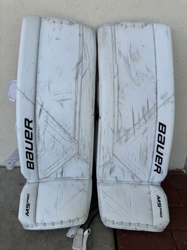 White 32" Senior Bauer Supreme M5 Pro Goalie Leg Pads (Used)