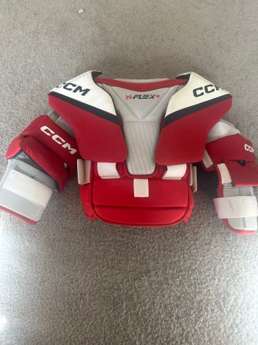 Small/Medium CCM YTFlex 3 Goalie Chest Protector (Used)