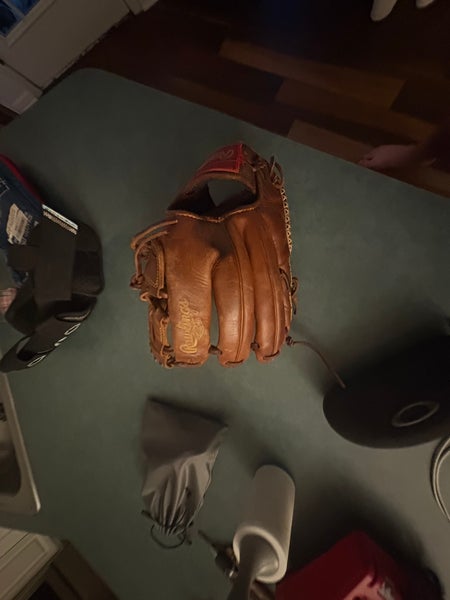 2023 Rawlings Heart of the Hide RH Pitcher's Baseball Glove 11.75" (Used)