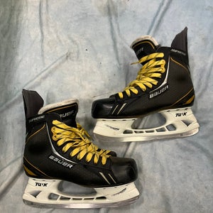 Senior Bauer Supreme One.6 Hockey Skates Extra Wide Width 8.5 (Used)