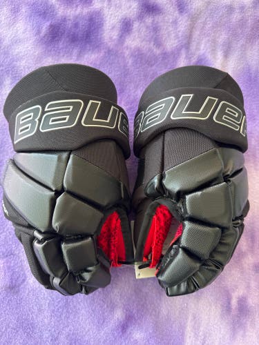 Black Senior Bauer Vapor 3X Gloves 13" (New)