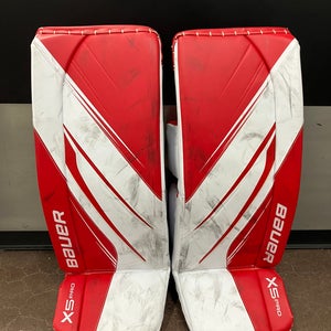 Red Sr XS (32+1) Bauer Vapor X5 Pro Goalie Leg Pads (Used)