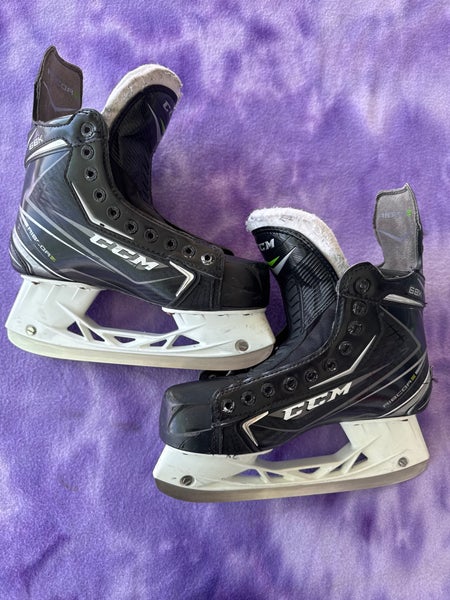 CCM RibCor 68K Hockey Skates | Intermediate 6 (Used)