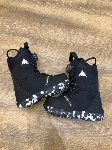 Burton Grom Boa Snowboard Boots | 12C (Little Kids)