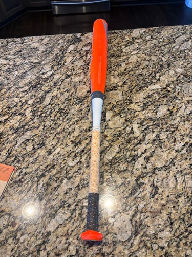 Easton Mako Composite Bat (-11) 19 oz 30" (Used)