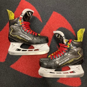 Bauer Supreme M30 Hockey Skates | Size 5