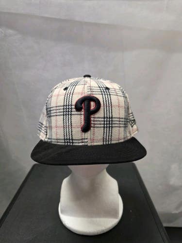 NWS Philadelphia Phillies White Plad New Era 59fifty 7 1/2 MLB