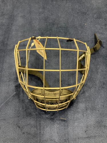 Small Junior Bauer Profile III Facemask Cages, Visors & Shields Full Cage (Used)
