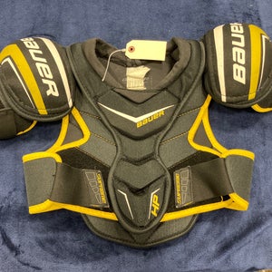 Large Junior Bauer Supreme HP Shoulder Pads (Used)