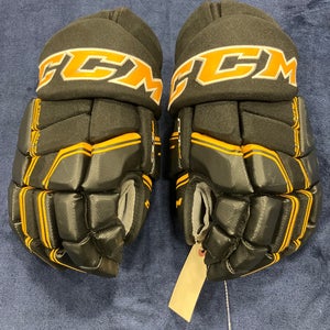 Black Senior CCM Qlt290 Gloves 14" (Used)