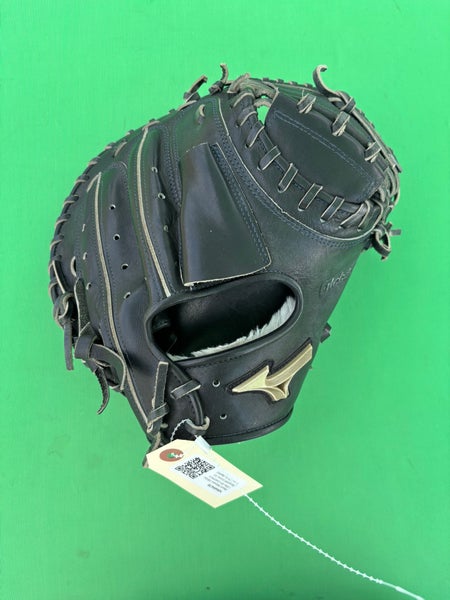 Black Mizuno Global Elite RH Catcher's Baseball Glove 33.5" (Made in Japan)